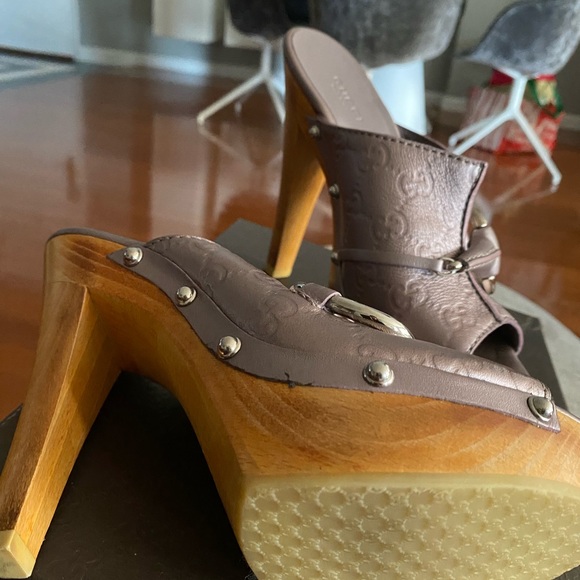 Gucci high heel sling platform shoe - Picture 2 of 3